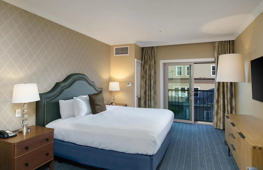 Majestic Inn And Spa-1